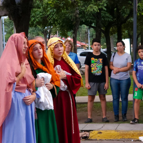 2023 04 Viacrucis (63)