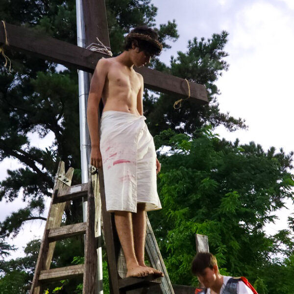 2023 04 Viacrucis (77)