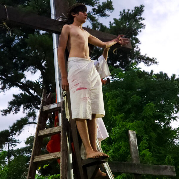 2023 04 Viacrucis (78)