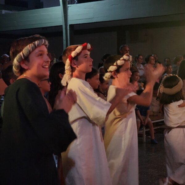 2023-12-navidad-obra-de-teatro (31)