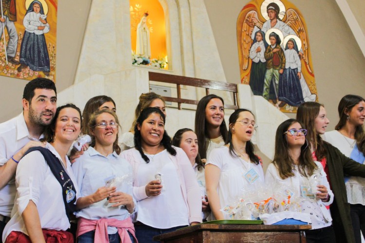 Foto de Consagración a la Virgen